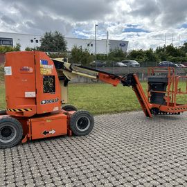A550, JLG E300 AJP Gelenkteleskopbühne im Gebrauchtmaschinen-Markt von PartnerLIFT kaufen